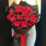 15 пионов роз в уп 3950р