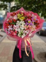 Букет из 25 альстромерий